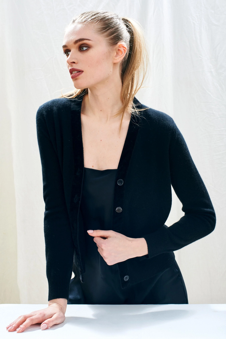 Jumper 1234 Cashmere/Velvet Cardigan