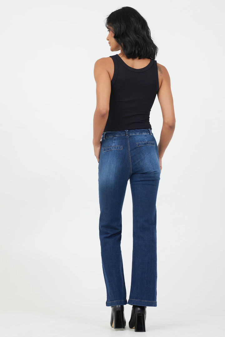 Suzy D Beau  Flare Jeans