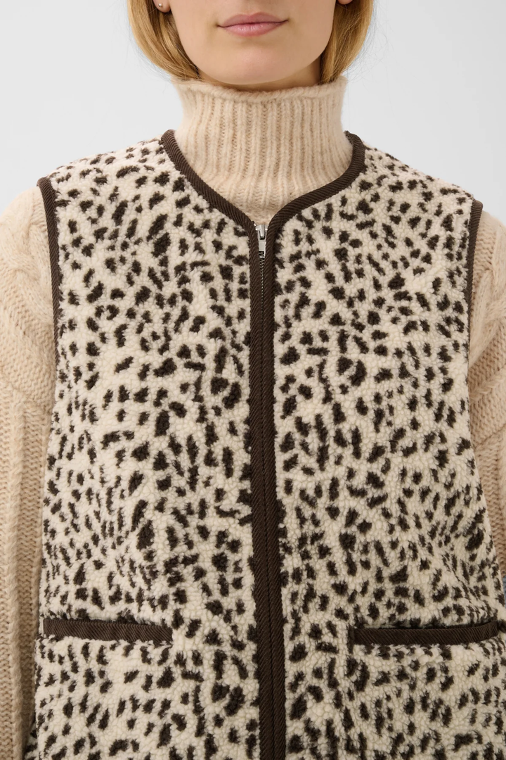 Part Two Camelie Gilet
