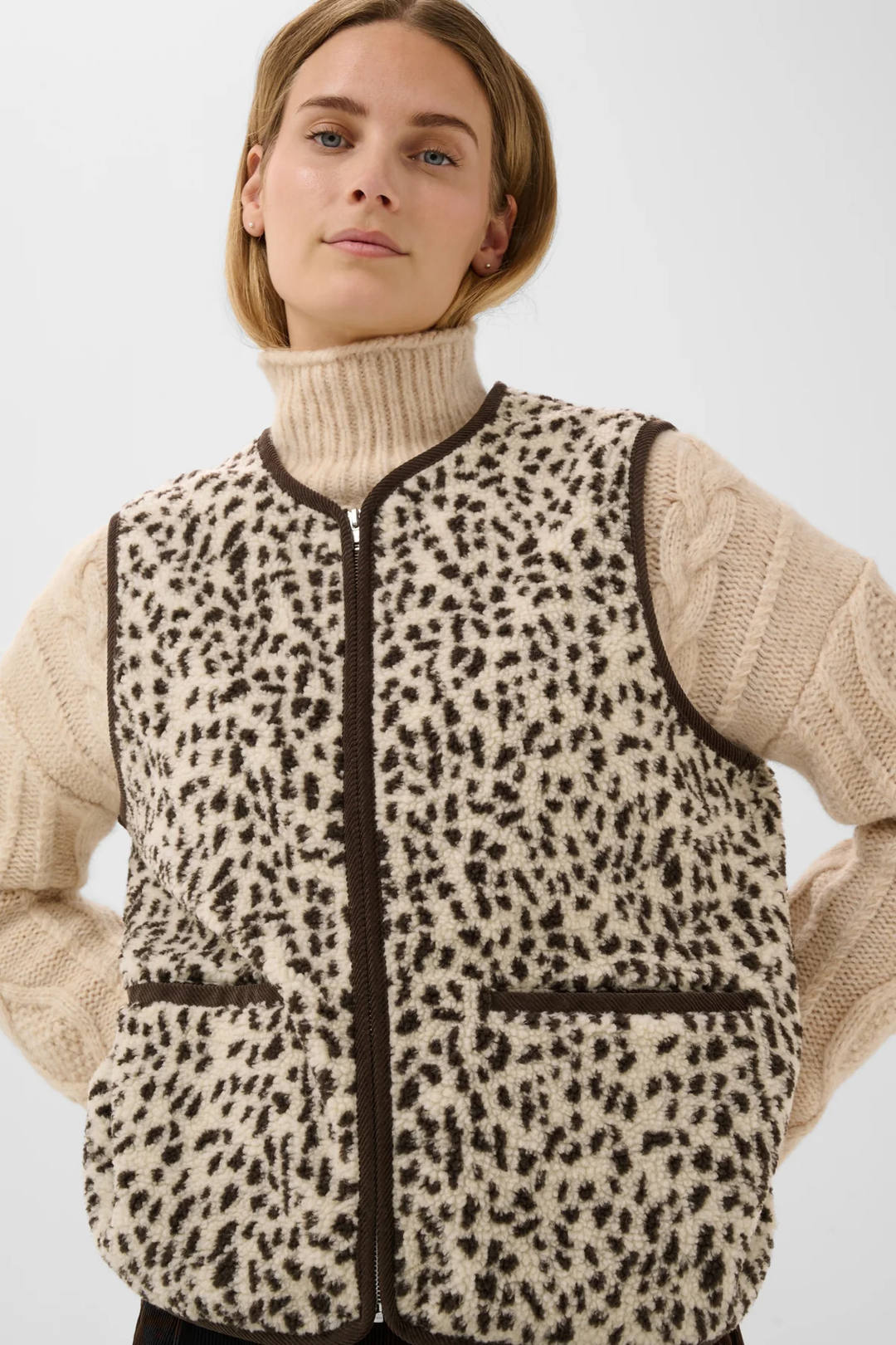 Part Two Camelie Gilet