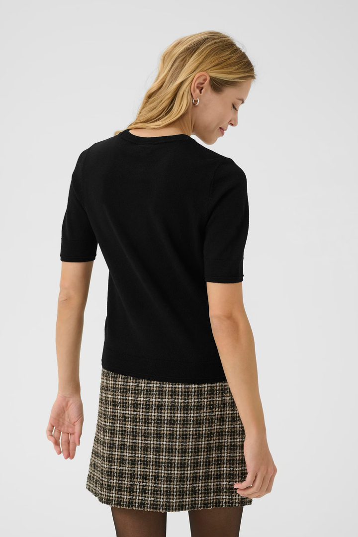 Part Two Natanya Top