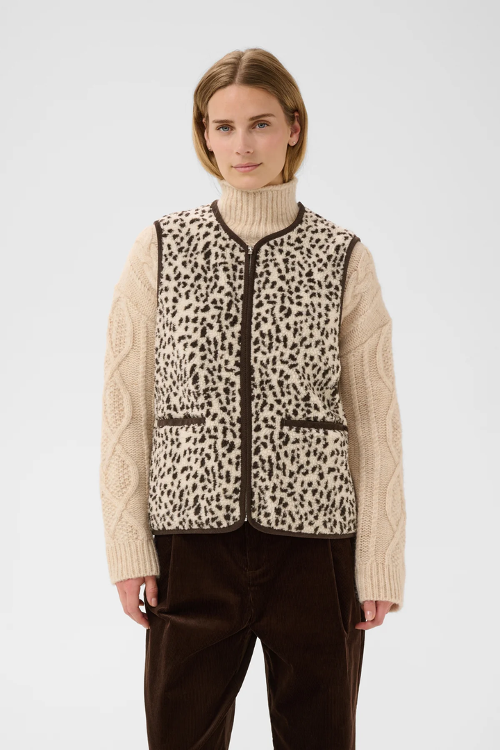 Part Two Camelie Gilet